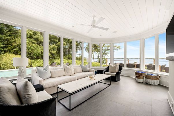 Interior, Living room, Sun Room, Water