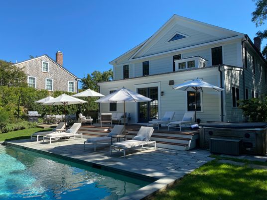 Exterior, Hot Tub, Pool