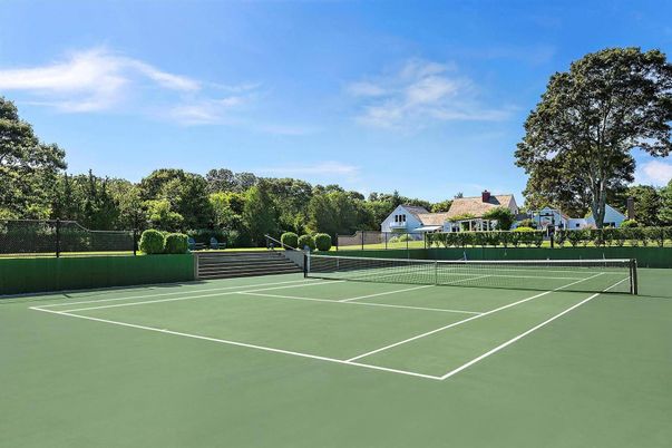 Exterior, Tennis Courts