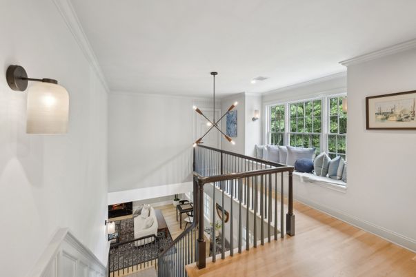 Interior, Pendant Lights, Wood Texture Flooring
