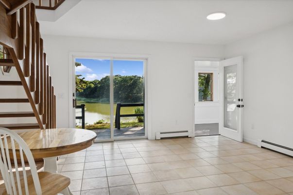 Dining room, Interior, Recessed Lighting