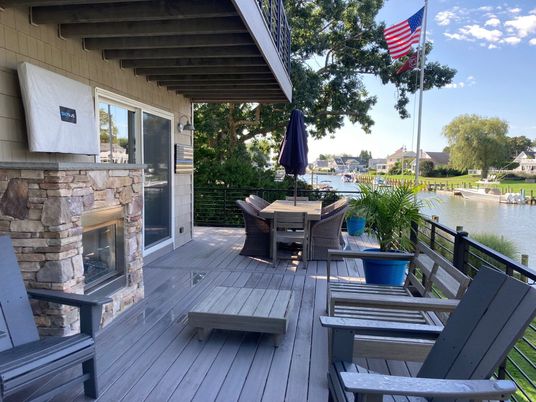 Exterior, Fireplace, Lake, Water