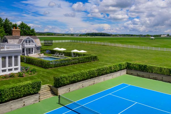 Exterior, Tennis Courts
