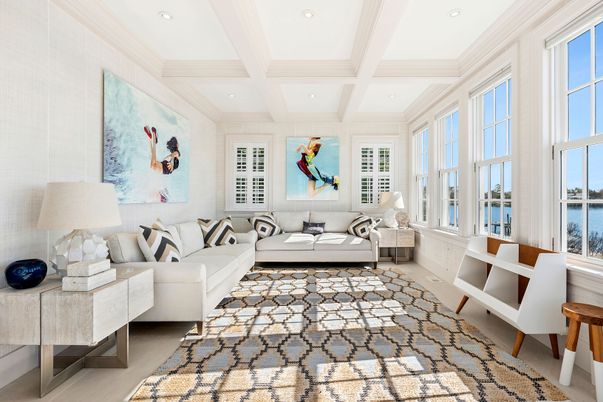Interior, Living room, Recessed Lighting, Water