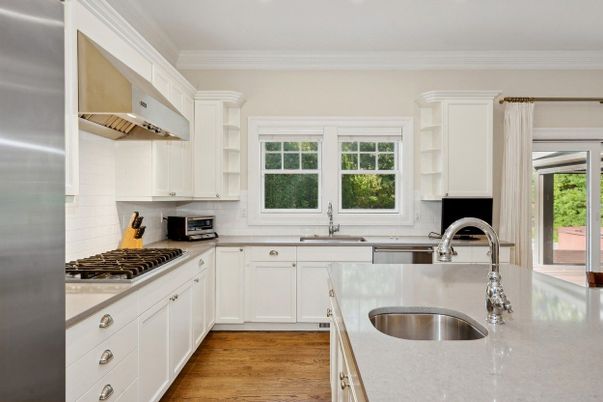 Interior, Kitchen, Stainless Steel Appliances, Wood Texture Flooring