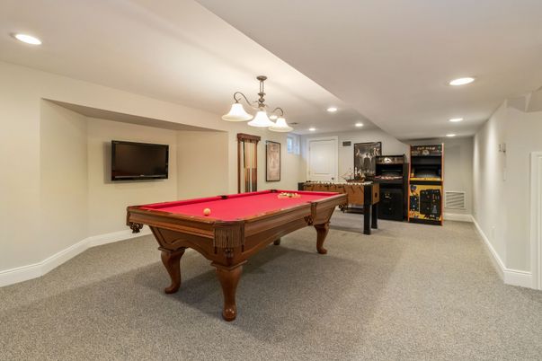 Billiard Table, Game Room, Interior, Recessed Lighting