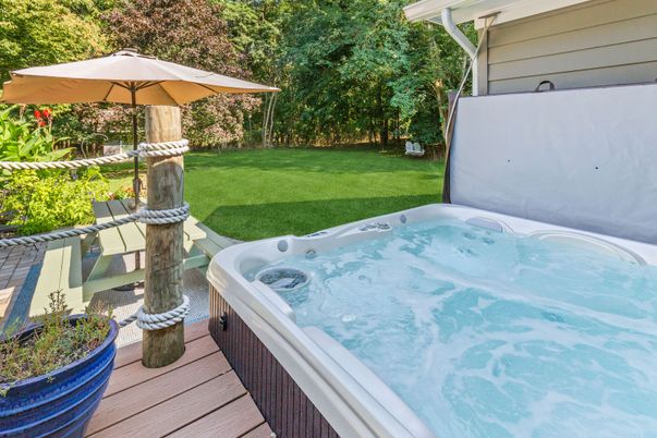 Backyard, Exterior, Hot Tub