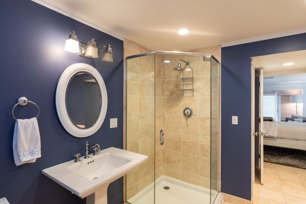 Bathroom, Bedroom, Glass Shower, Interior, Recessed Lighting