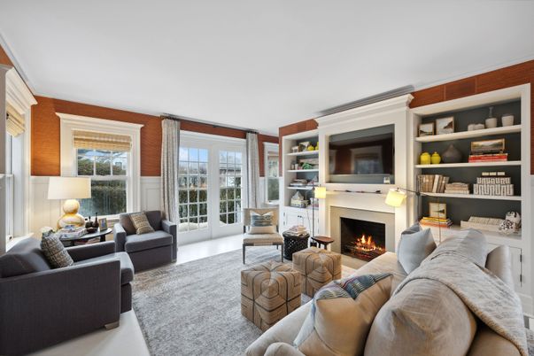 Fireplace, Interior, Living room