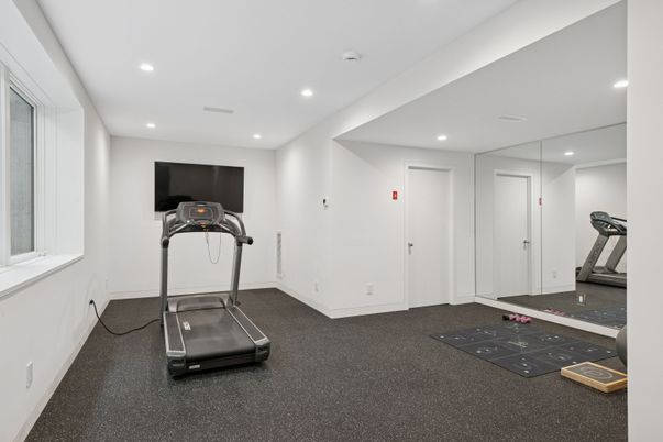 Fitness Equipment, Interior, Recessed Lighting