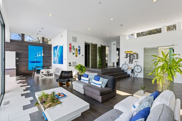 Dining room, Interior, Living room, Pendant Lights, Recessed Lighting