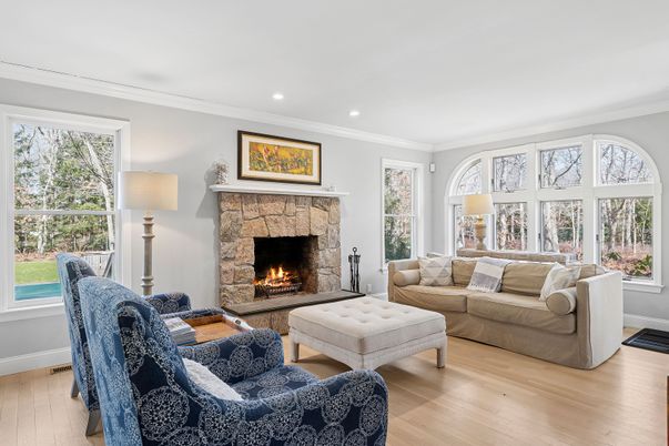 Fireplace, Interior, Living room, Recessed Lighting, Wood Texture Flooring