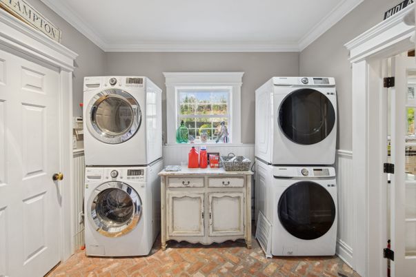 Interior, Utility Closets, Washer