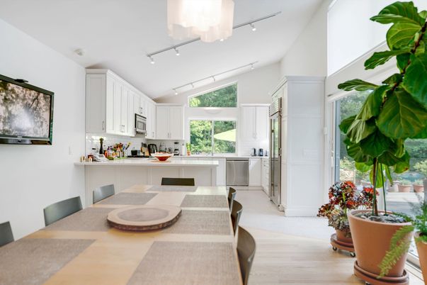 Dining room, Interior, Kitchen, Stainless Steel Appliances, Wood Texture Flooring