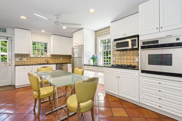 Dining room, Interior, Kitchen, Recessed Lighting