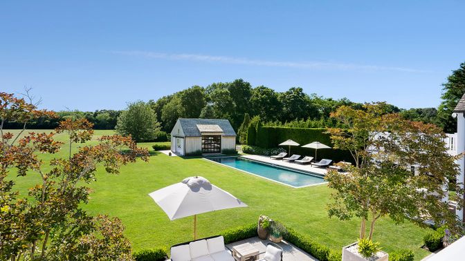 Backyard, Exterior, Pool