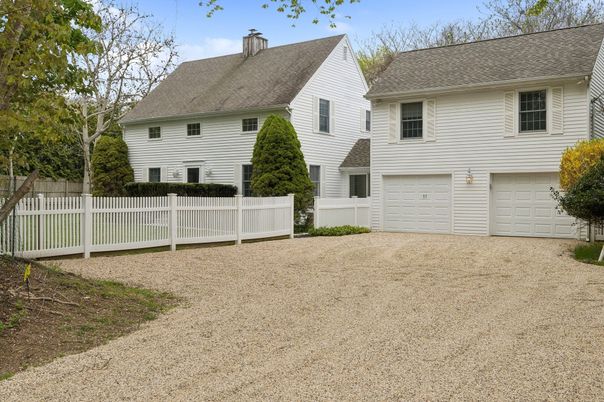 Attached, Exterior, Facade, Cape Cod