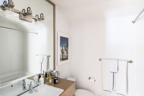 Bathroom, Interior