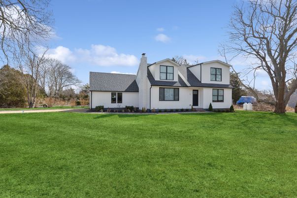 Backyard, Exterior, Facade, Farmhouse