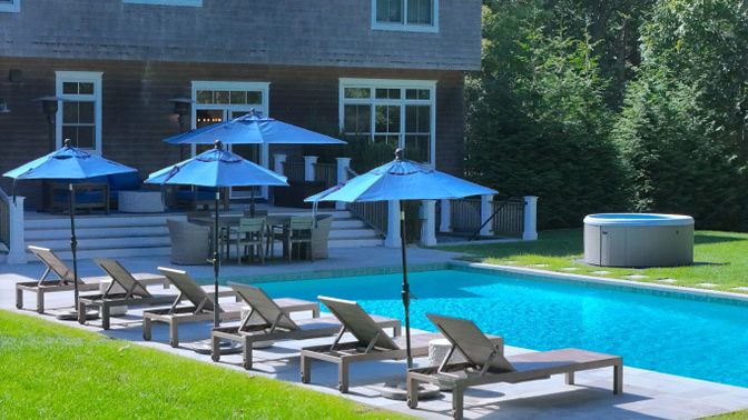 Exterior, Hot Tub, Pool