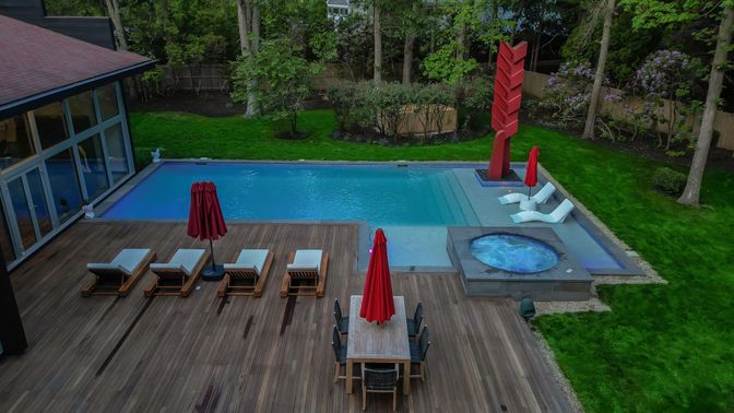 Exterior, Pool