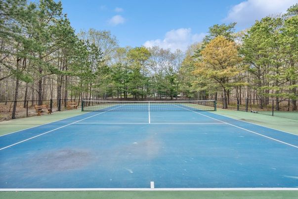 Exterior, Tennis Courts