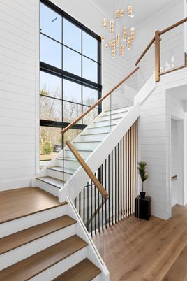 Interior, Pendant Lights, Wood Texture Flooring
