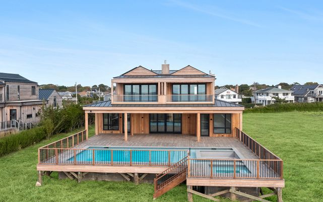 Backyard, Exterior, Pool