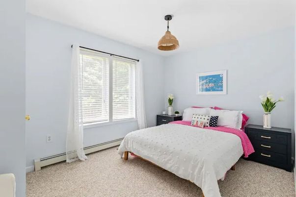 Bedroom, Interior, Pendant Lights