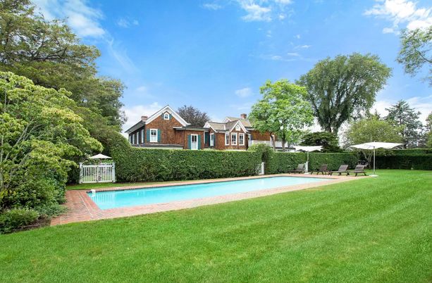 Backyard, Exterior, Pool