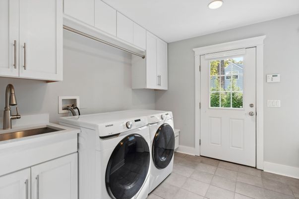 Interior, Recessed Lighting, Washer
