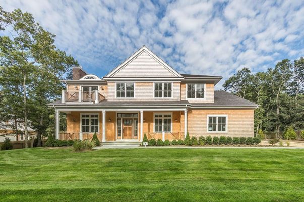 Exterior, Facade, Brick Facade, Farmhouse