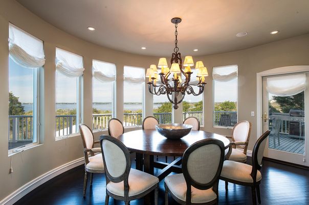 Chandelier, Dining room, Interior, Recessed Lighting, Water, Wood Texture Flooring