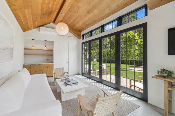Interior, Living room, Pendant Lights, Wooden Ceilings