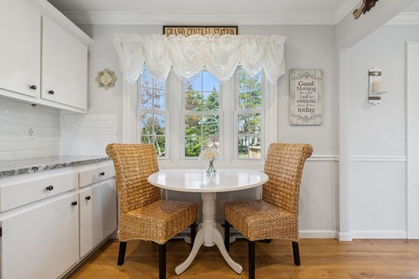 Dining room, Interior, Wood Texture Flooring