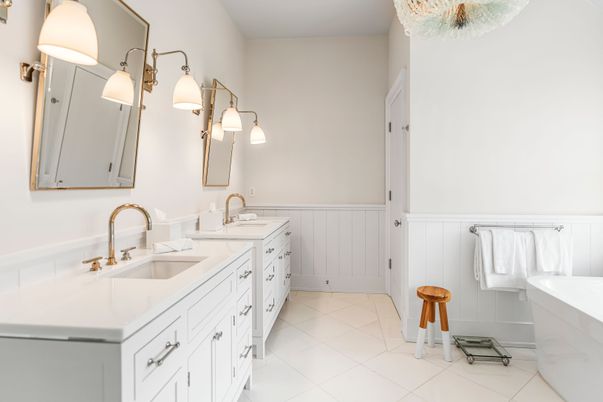 Bathroom, Dual Sink Vanities, Interior