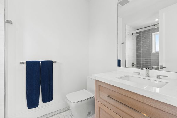 Bathroom, Interior, Recessed Lighting