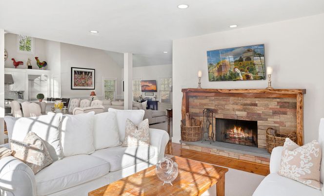Fireplace, Interior, Living room, Recessed Lighting