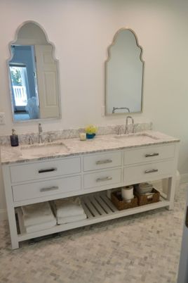 Bathroom, Dual Sink Vanities, Interior