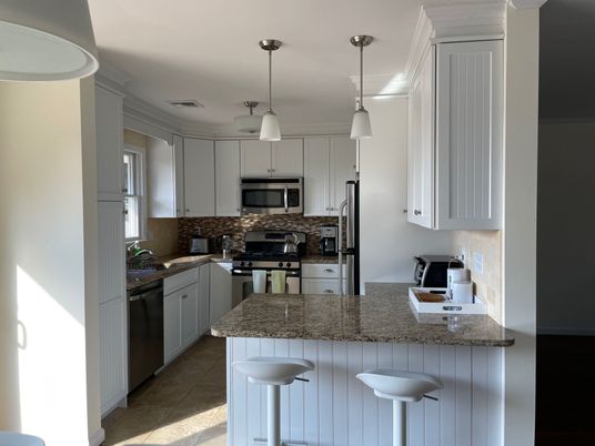 Interior, Kitchen, Pendant Lights, Stainless Steel Appliances