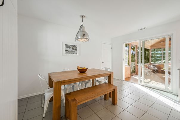 Dining room, Interior