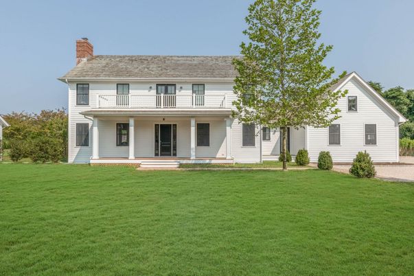 Backyard, Exterior, Facade, Georgian