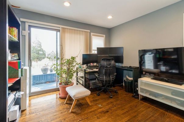 Home Office, Interior, Recessed Lighting, Wood Texture Flooring
