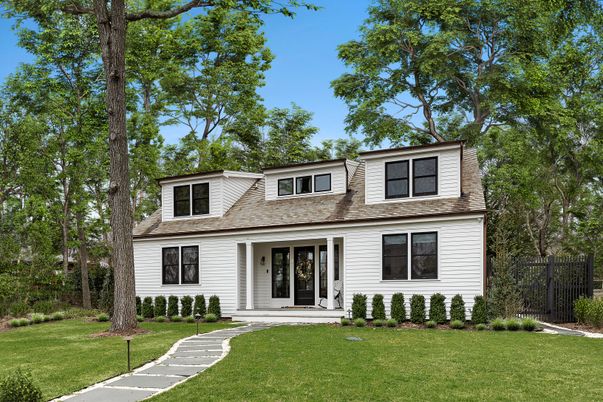 Exterior, Facade, Cape Cod