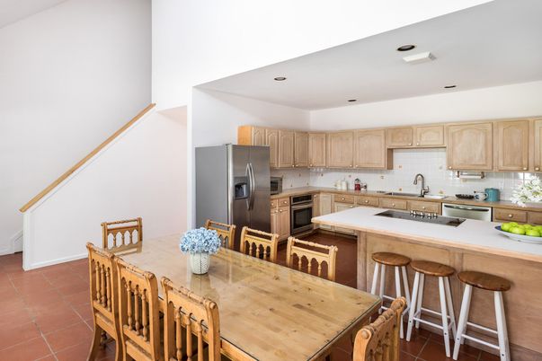 Dining room, Interior, Kitchen, Recessed Lighting, Stainless Steel Appliances