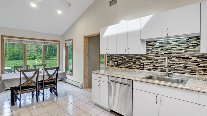 Dining room, Interior, Kitchen, Recessed Lighting