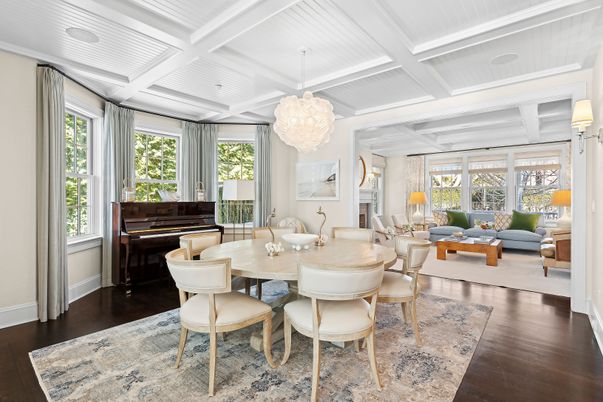Chandelier, Dining room, Interior, Living room, Piano, Wood Texture Flooring