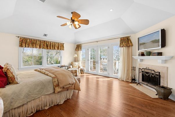 Bedroom, Fireplace, Interior, Recessed Lighting, Wood Texture Flooring
