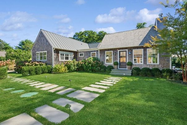 Backyard, Exterior, Facade, Cape Cod