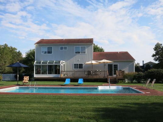 Backyard, Exterior, Pool